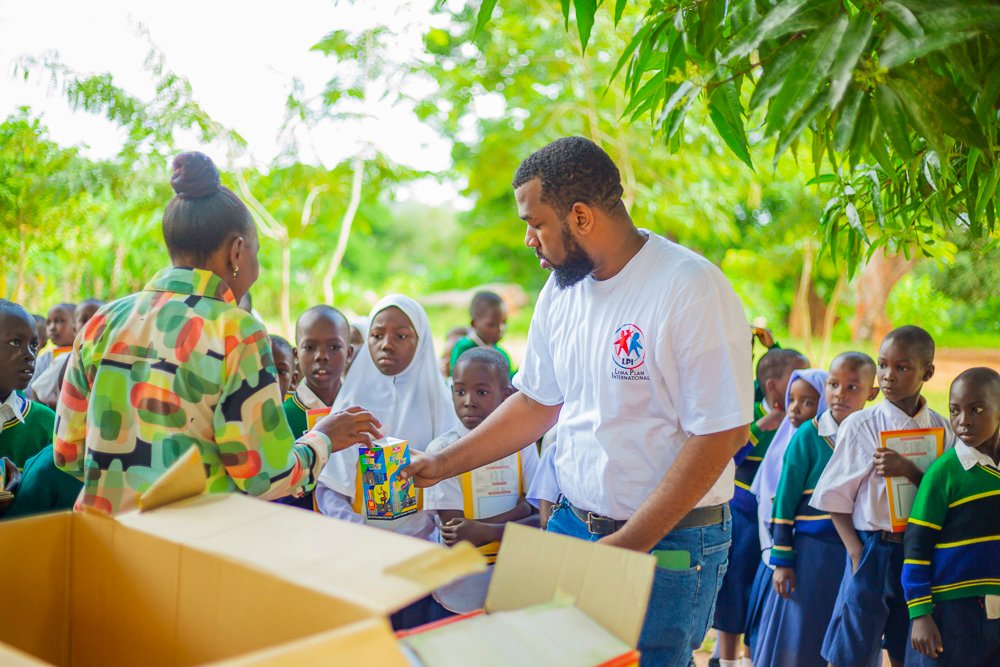 item distribution